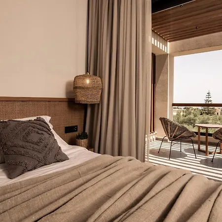 Sentiero Iconic Villa, A Serene Retreat, By Thinkvilla Planos (Zakynthos)