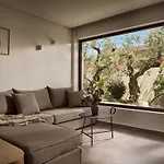 别墅 Sentiero Iconic Villa, A Serene Retreat, By Thinkvilla Plános